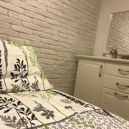 Promo Evergreen Apartment *